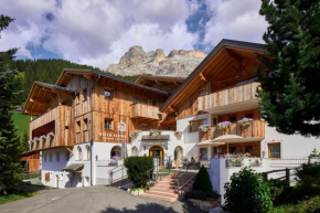 Villa Flora Mountain Lodges